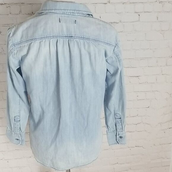 Madewell Chambray Top  - Picture 5 of 7